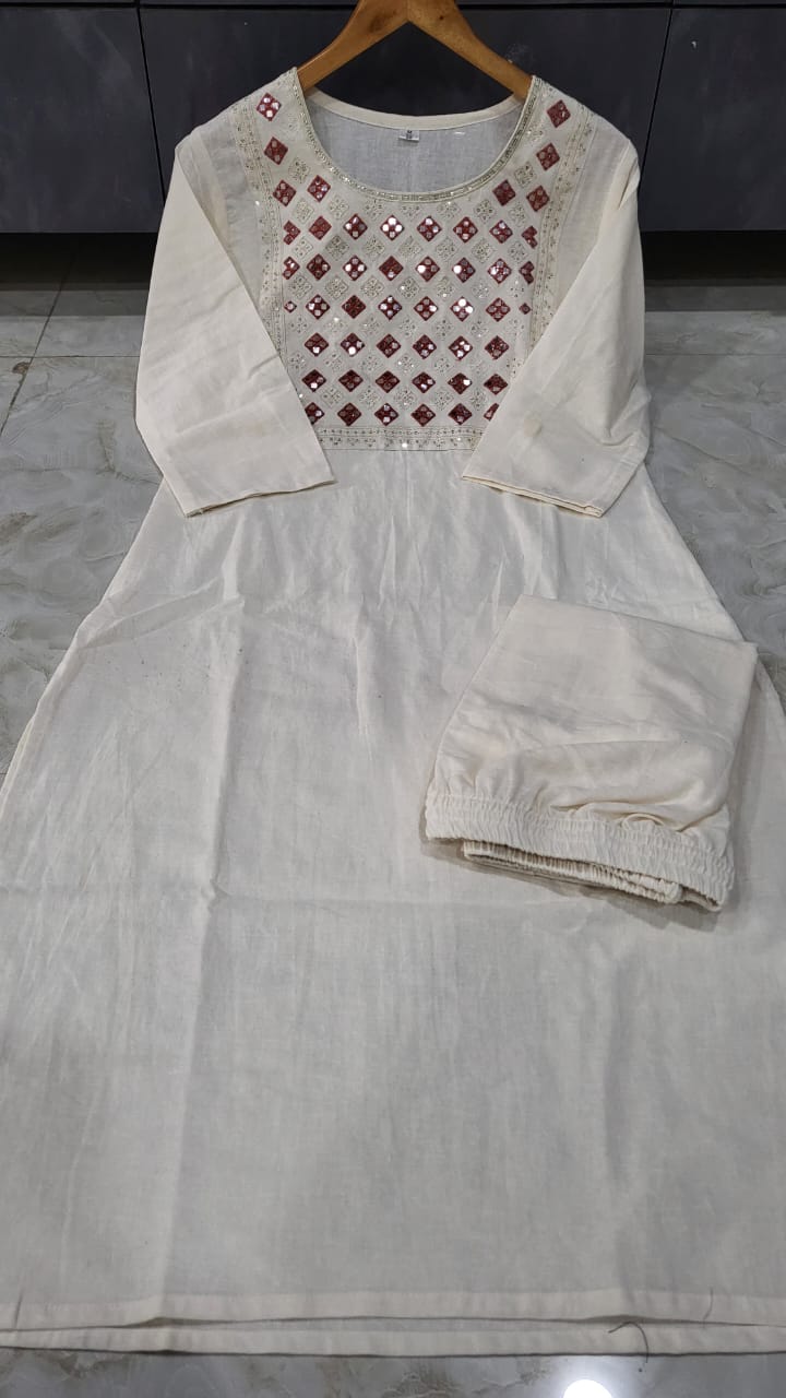 💃 Classy Cotton Flex Off-White Kurta With Embroidered Yoke 💃💃💃(WARED153)