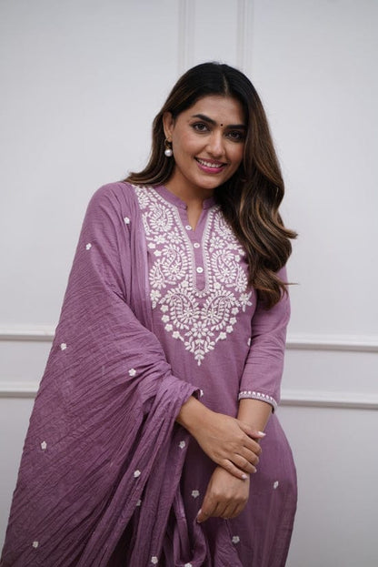 👉 *Presenting Beautifully premium embroidery kurta set for all occasions Come with premium embroidery Mul Cotton dupata  (WARED122)