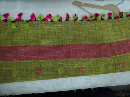 Beautiful premium quality linen dupatta enclosed with heavy tassel work on dupatta(WARED131)