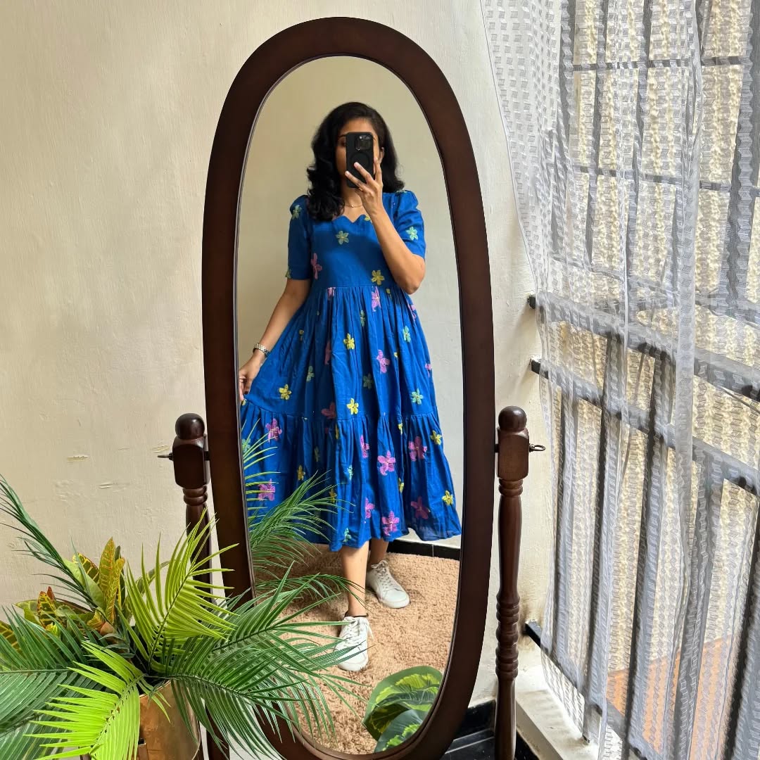 look stylish and walk in comfort with our New multi colour flower on Introducing Cotton with thread work embroidery,(SWCD48)