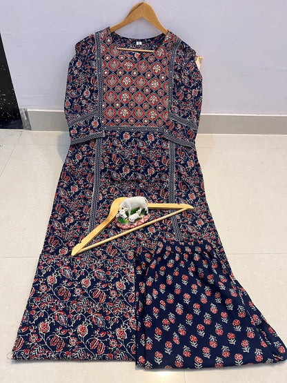 superhit design for festivalseason*  Beautiful Jaipuri Printed Cotton Suit Set Cotton Kurta With Floral Print And Handwork detailing With Panel Work Paired Up With Cotton Pant and Duppatta🥰💫) (WARED118)