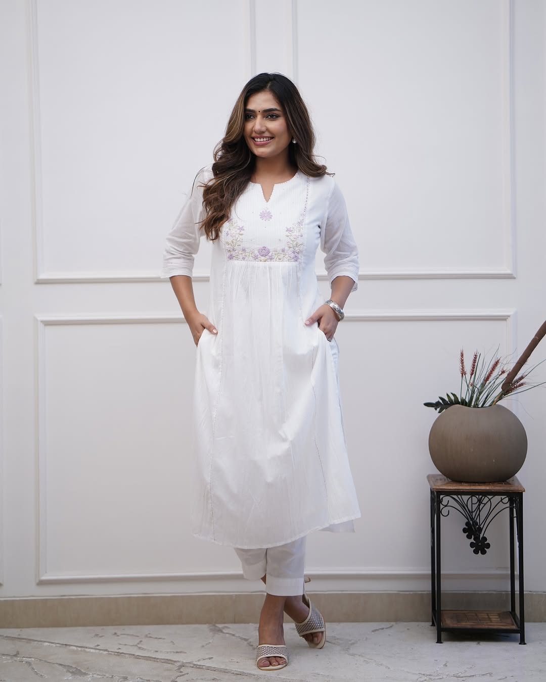 Upgrade your office wear wardrobe with this classy kurti pant with sequence embroidery & work & detailing for all day comfort and trendy look🌸🌸(SWCD61)