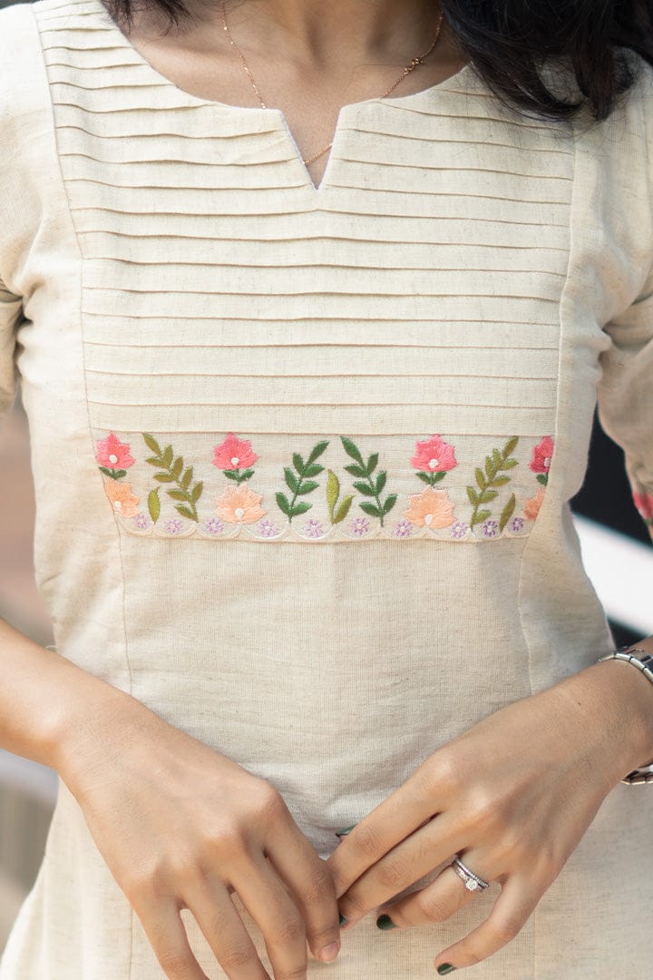 Classy Cotton Flex Off-White Kurta With Embroidered Yoke(SWCD63)