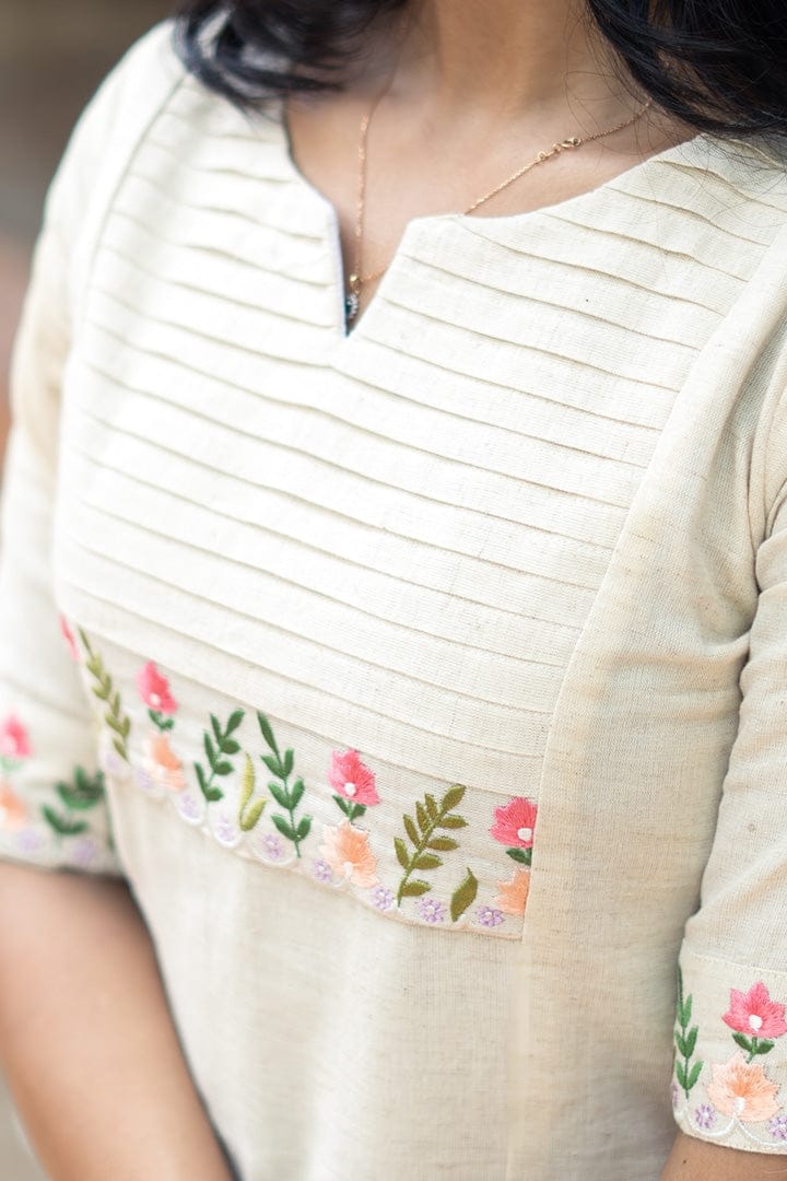 Classy Cotton Flex Off-White Kurta With Embroidered Yoke(SWCD63)