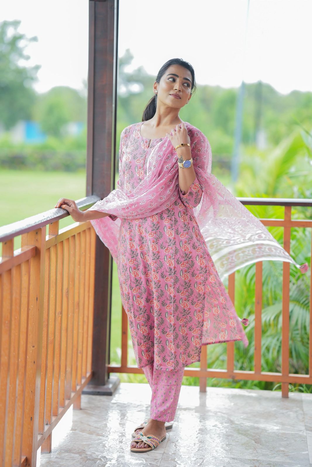 🌹🌹Pure fine Cotton fabric ;Kurti with Pant with cotton 100-100 Dupatta🌹🌹(SWCD51)