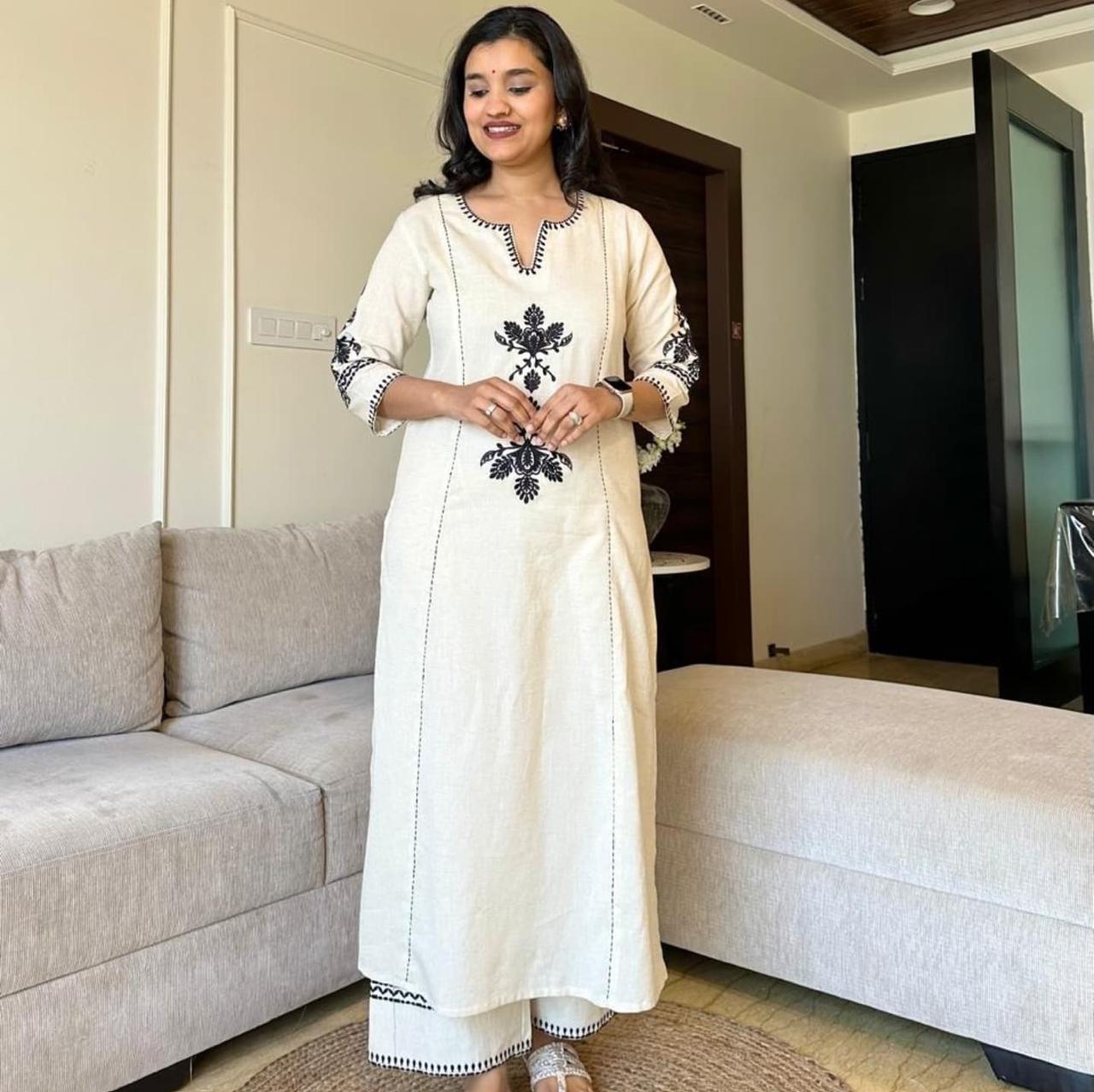 Get festive ready with our new Kurta pant sets with embroidery work beautiful detailing colour♥️(SWCD58)