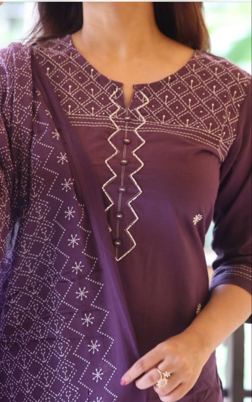 🌹🌹Pure fine Cotton fabric Embroidery Work Kurti with Pant with cotton 100-100 Dupatta🌹🌹(WARED44)