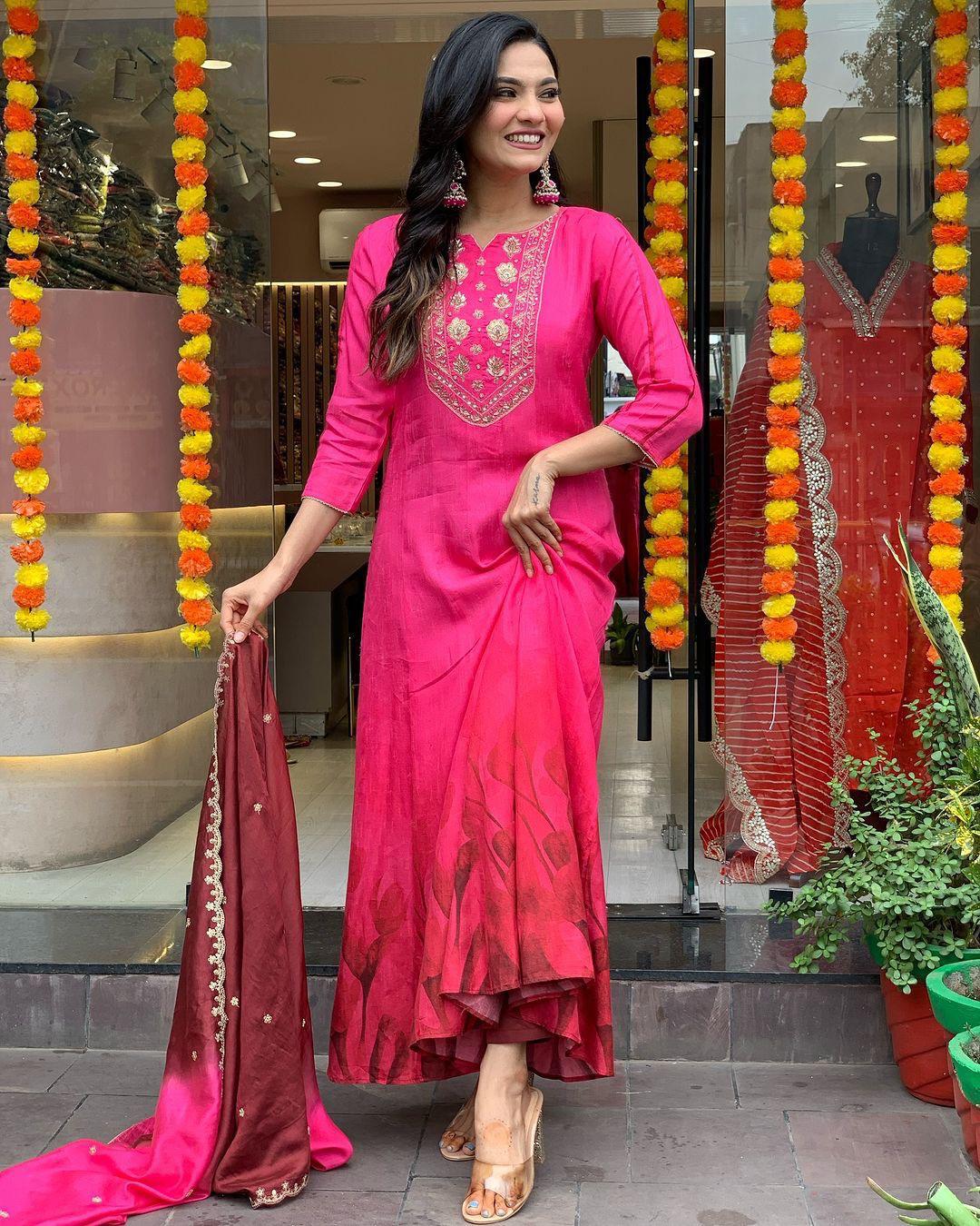 Our Exclusive Collection is here, to add a touch of tradition to your wardrobe.(SWRED25)