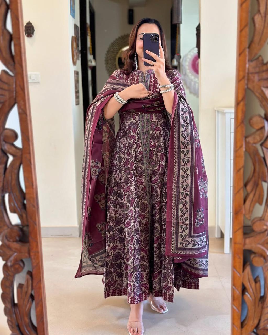 ♥️♥️ NEW FULL COTTON PRINT HAND WORK ANARKALI KURTI PANT DUPATTA 😍💖(WARED11)