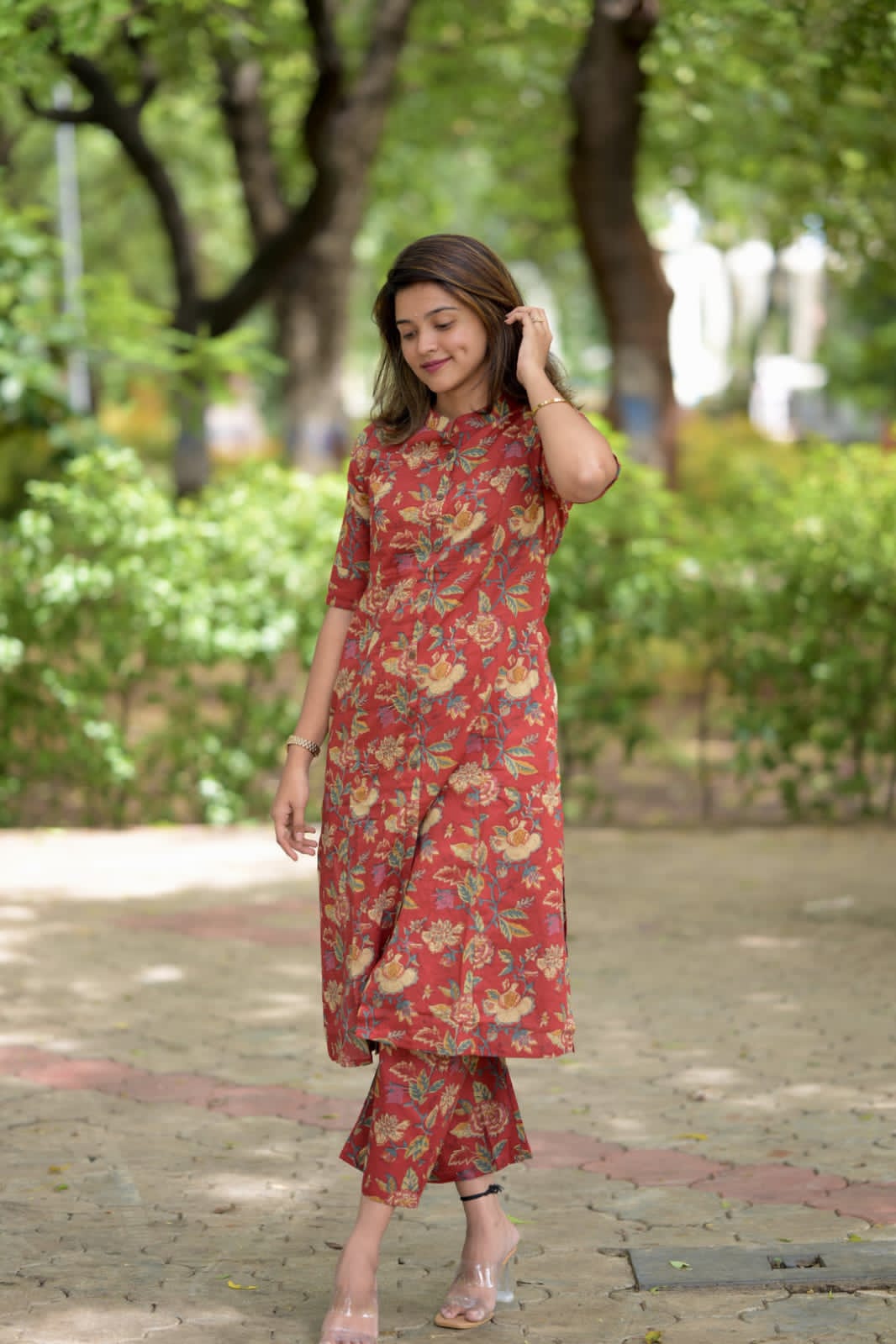 Launching designer Co-erd set in Aline pattern paried with Ankle length pant; Giving perfect outfit and deliberate choice about your look..👑👑