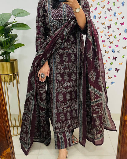 ❤️❤️❤️❤️❤️❤️❤️❤️*NEW COL❤️❤️❤️❤️❤️❤️❤️❤️*NEW COLOUR LUNCHING Voluminous Beutiful Suit Set*(WARED404)