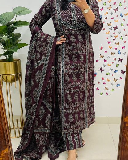 ❤️❤️❤️❤️❤️❤️❤️❤️*NEW COL❤️❤️❤️❤️❤️❤️❤️❤️*NEW COLOUR LUNCHING Voluminous Beutiful Suit Set*(WARED404)