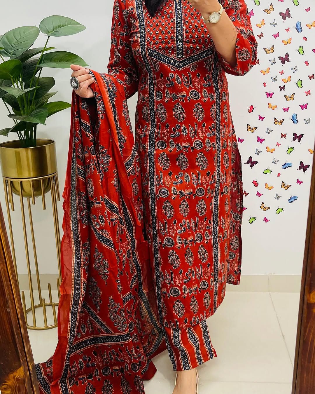 ❤️❤️❤️❤️❤️❤️❤️❤️*NEW COLOUR LUNCHING Voluminous Beutiful Suit Set(WARED403)