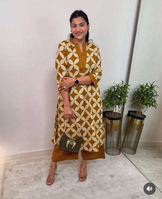 Pure Cotton Kurta Pant plazo in Beautiful Floral Prints. Must Have in Your Wardrobe For Your Daily Wear Office Wear(WACD72)