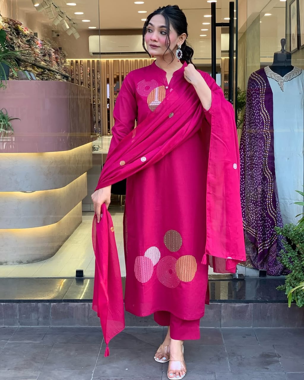 This Kurti,pant dupatta set is perfect for the summer season with its vibrant floral print and confident (WARED406)