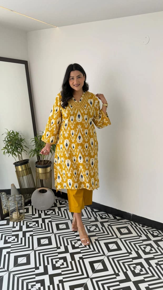 👗Perfect for elegant everyday wear or effortless festive(WACD79)