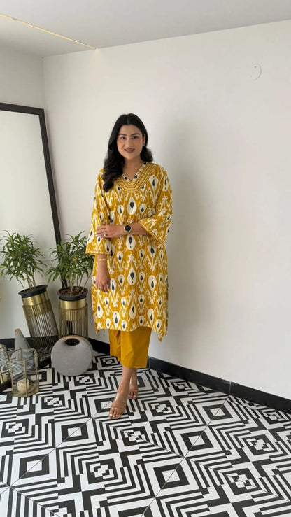👗Perfect for elegant everyday wear or effortless festive(WACD79)