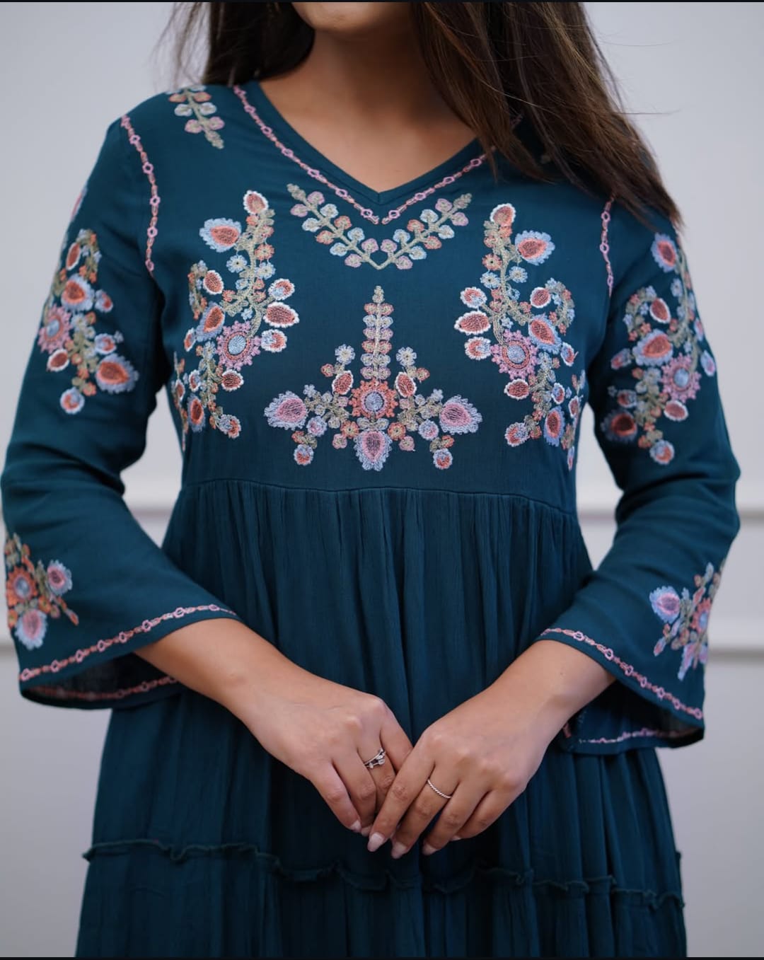 stylish Embroidery work slavees set perfect for your wardrobe ☺️ 🫶🏻(WACD81)