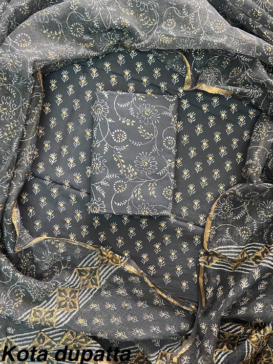 Suits Wala Hand Block Print Cotton Suit Set with Kota Doria Dupatta  (WAKOTMU51)