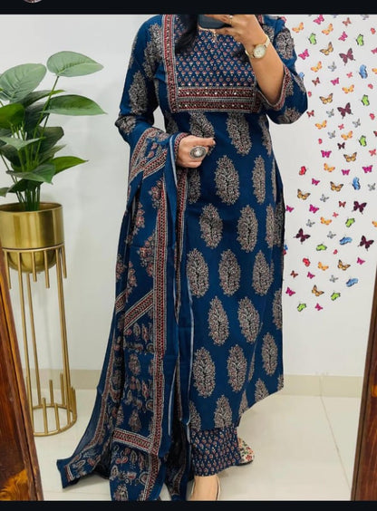 🌹🌹Pure fine Cotton fabric  Kurti with Pant with cotton 100-100 Dupatta🌹🌹Nack Hand work(WARED426)