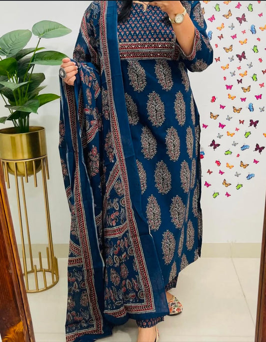 🌹🌹Pure fine Cotton fabric  Kurti with Pant with cotton 100-100 Dupatta🌹🌹Nack Hand work(WARED426)