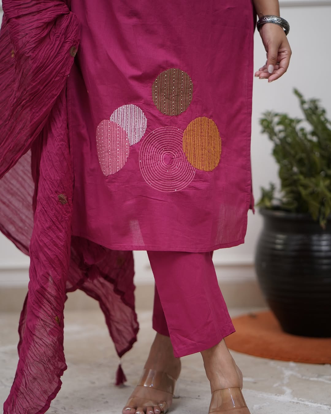 This Kurti,pant & dupatta set is perfect for the summer season(WARED32)