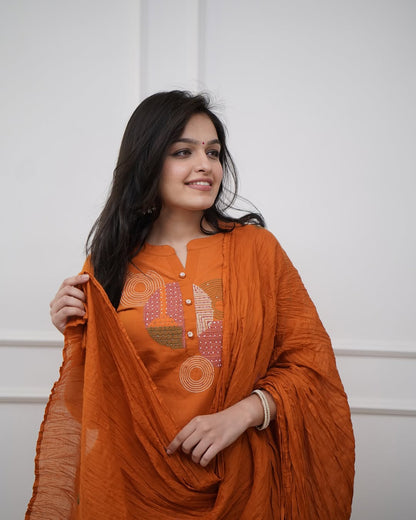 This Kurti,pant & dupatta set is perfect for the summer season(WARED33)
