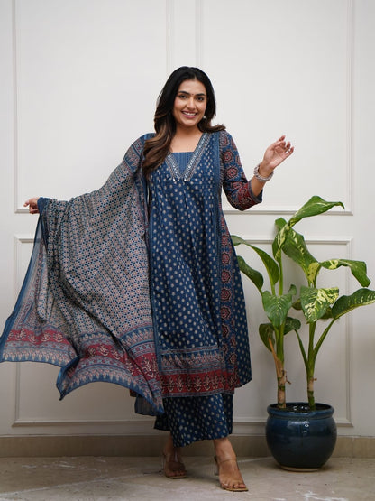 👉🏻👉🏻NEW product LUNCHING super hit &nbsp; hai dimand product Beutiful Suit Set👈🏻👈🏻(WARED462)