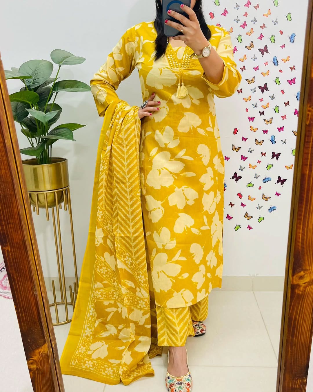 🧶💫New Designer Floral Cotton Suit set collection(WARED467)