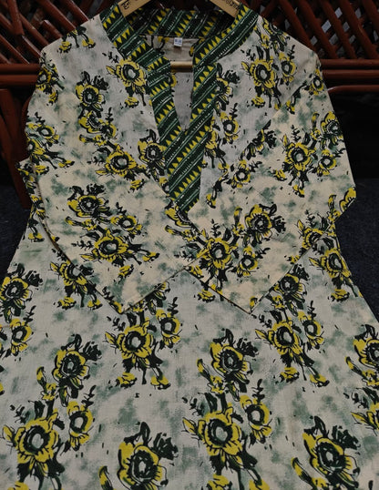This suit features a stunning combination of light and dark green, and yellow colors(WARED469)