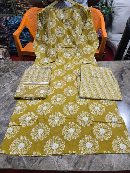 Presenting Beautiful Heavy quality cotton Fabric designer festive wear frock style(WARED463)