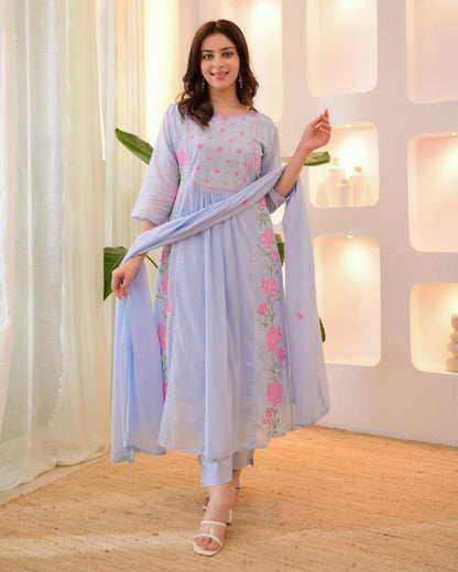 👉🏻👉🏻NEW product LUNCHING super hit  hai dimand product Beutiful Suit Set👈🏻👈🏻(WARED466)
