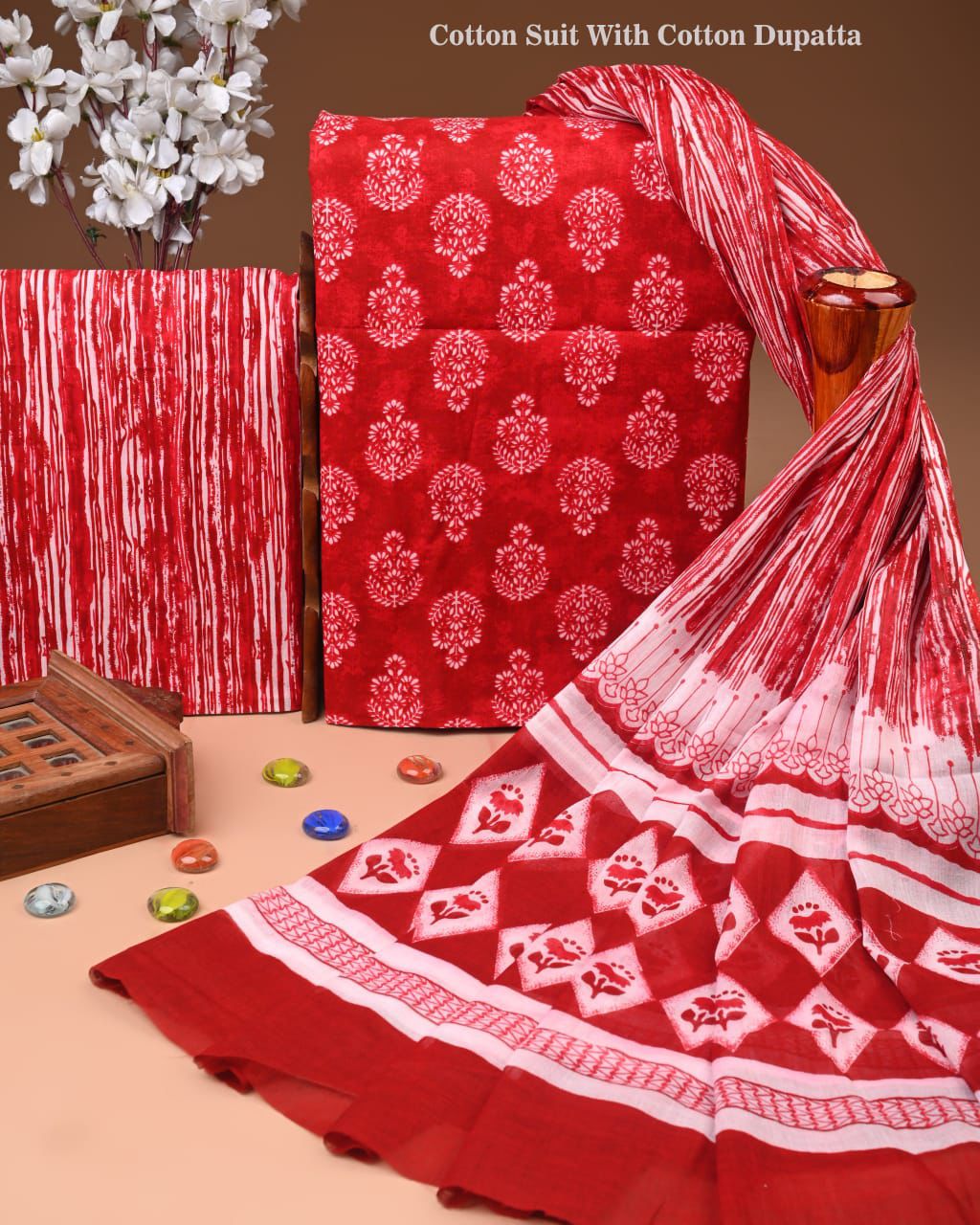 ELEGANT HAND BLOCK PRINT COTTON SUIT SET WITH MULMUL DUPATTA(WACOTMU02)
