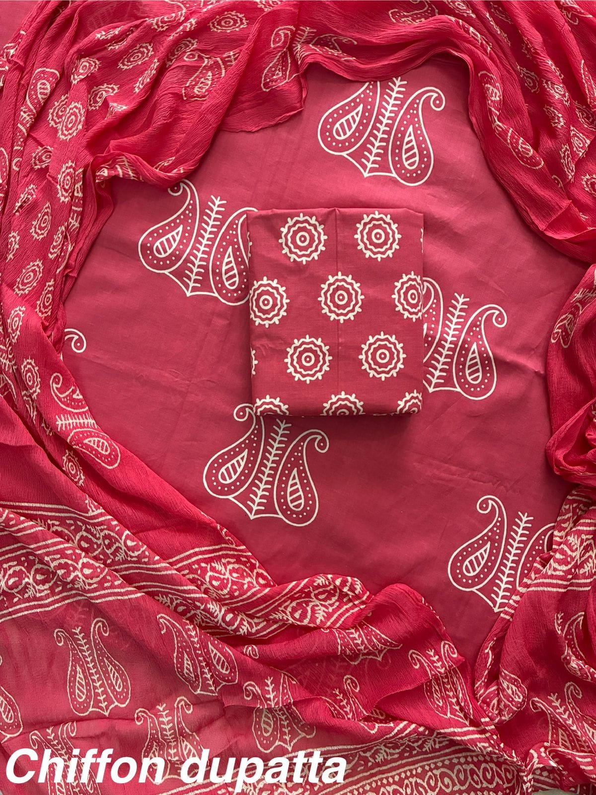 Exclusive Hand Block Print Cotton Suit Set with Chiffon Dupatta(WACFCOTMU29)