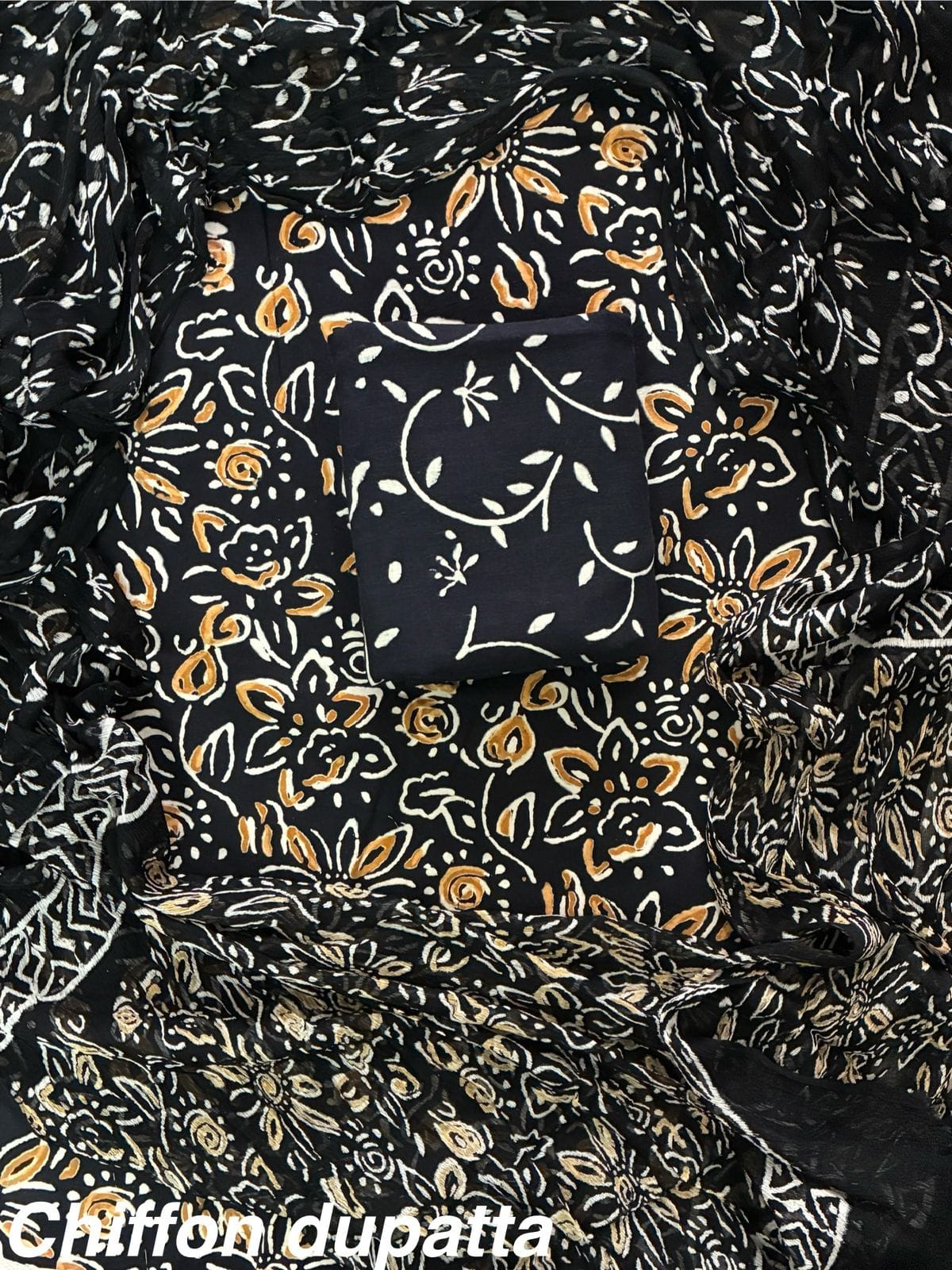 Hand Block Print Cotton Suit Set with Chiffon Dupatta(WACFCOTMU30)