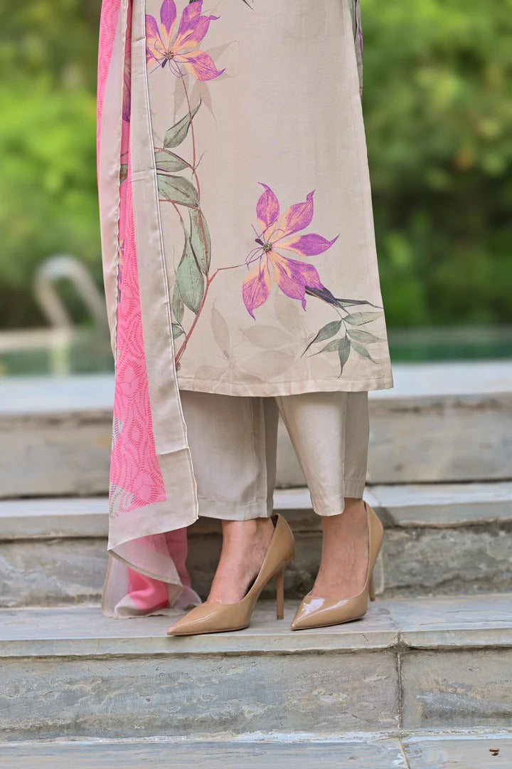 Launching Mahi Jaipur's  Ultra Fine 3 Pcs Kurti cum Suit Sets In Premium Muslin Fabrics.  (NFRSD02)