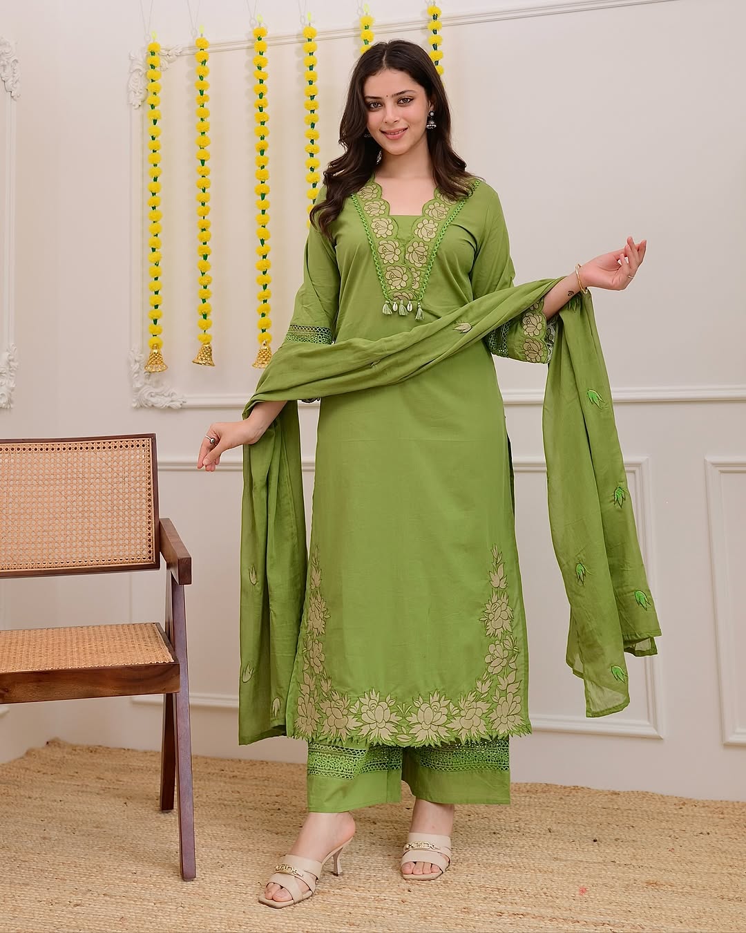 Look straight out of a dreamy movie set as you turn around and walk in this elegant flaired suit! The perfect of traditional wear. (SWSK02)