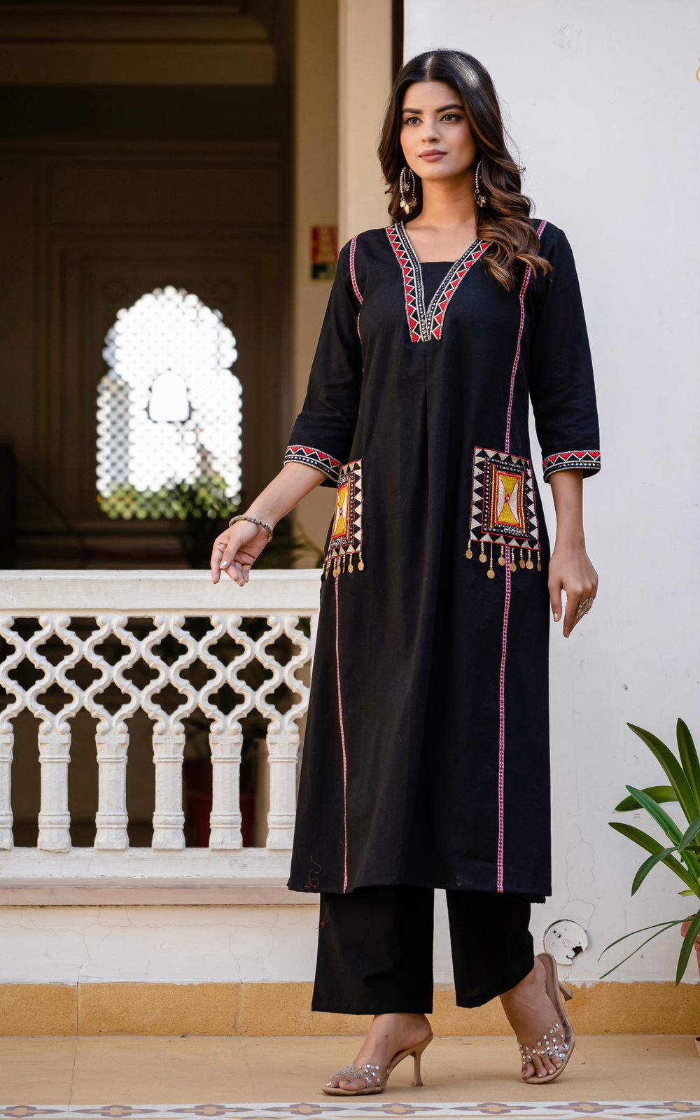 New stylish and affordable beautiful look start a-line set with beautiful elephant print and fabric pure Cotton💃💃 (SWSK05)