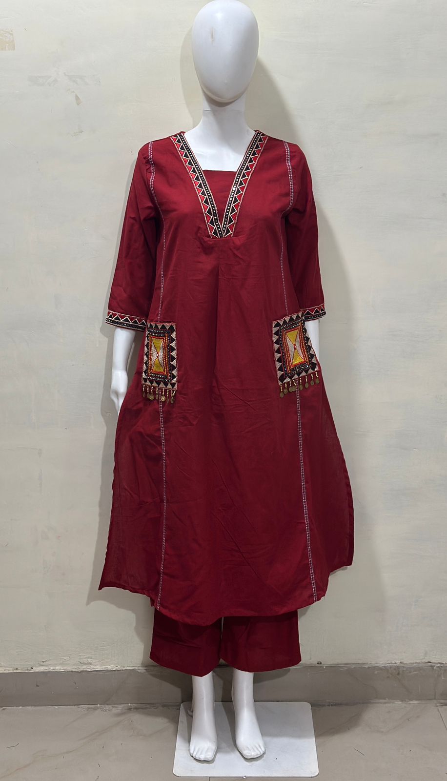 New stylish and affordable beautiful look start a-line set with beautiful elephant print and fabric pure Cotton💃💃 (SWSK05)