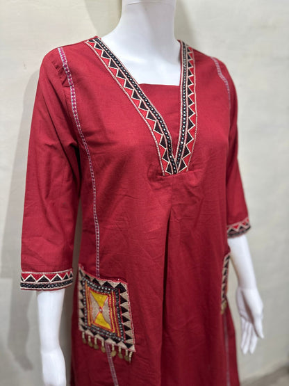 New stylish and affordable beautiful look start a-line set with beautiful elephant print and fabric pure Cotton💃💃 (SWSK05)