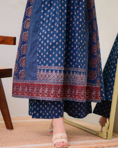 New stylish and affordable beautiful look straight set with beautiful print and fabric pure Cotton💃💃 (SWSK06)