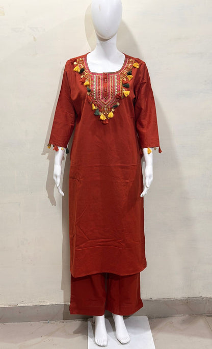 New stylish and affordable beautiful look straight set with beautiful print and fabric pure Cotton💃💃 (SWSK08)