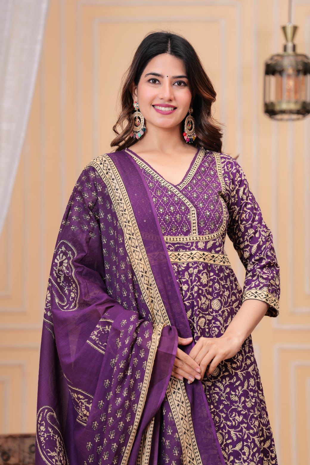 New stylish and affordable beautiful look straight set with beautiful print and fabric pure Cotton💃💃 (SWSK09)