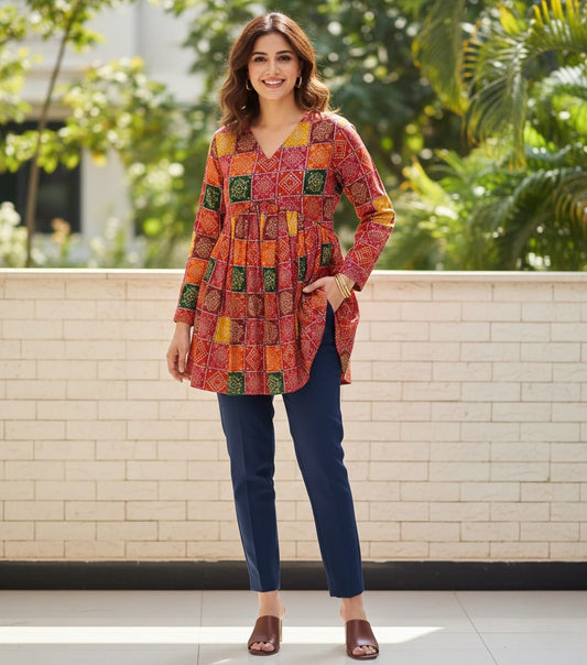 Featuring beautiful Heavy Suit Set which is beautifully decorated foil🌼 Work🪡. (RRD01)