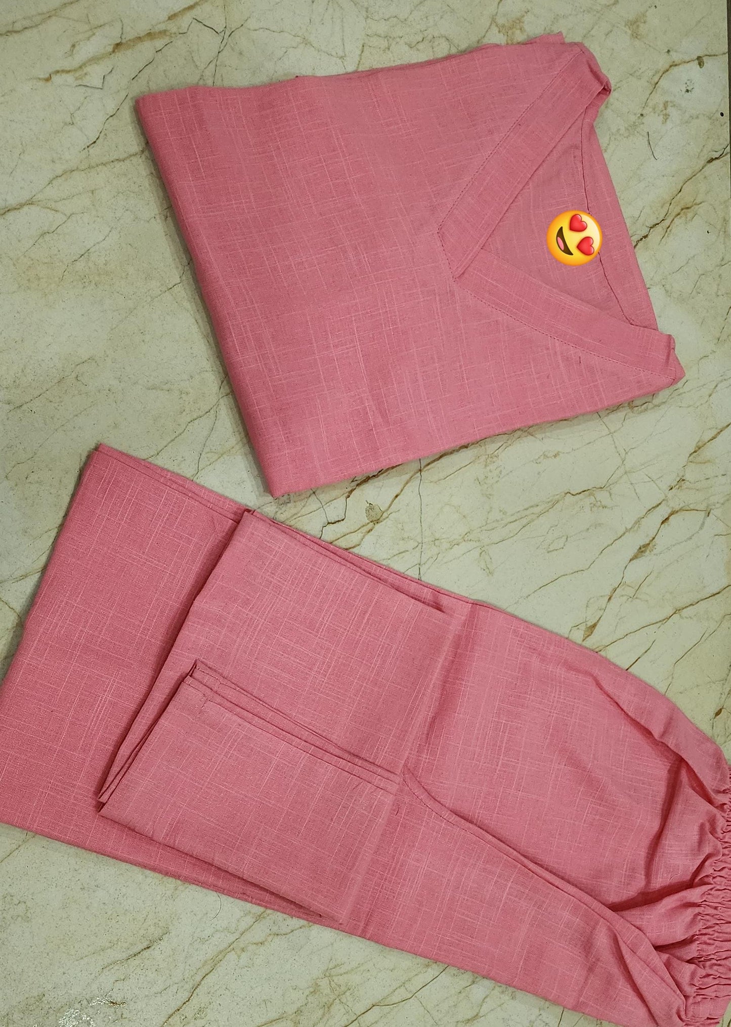 Upgrade your office wear wardrobe with this classy yet chic monochrome pant-set for all day comfort and trendy look🌸🌸 (SWSK12)