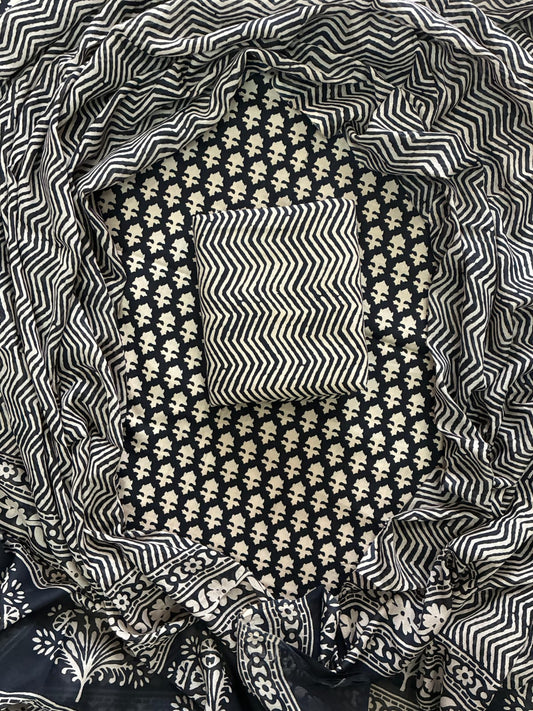 ELEGANT HAND BLOCK PRINT COTTON SUIT SET WITH MULMUL DUPATTA(WACOTMU30)