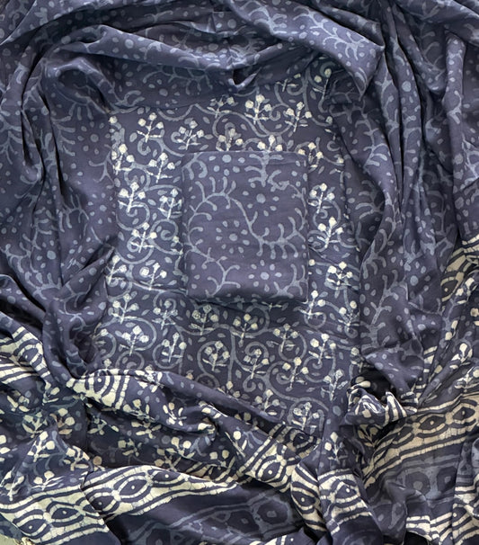 ELEGANT HAND BLOCK PRINT COTTON SUIT SET WITH MULMUL DUPATTA(WACOTMU55)