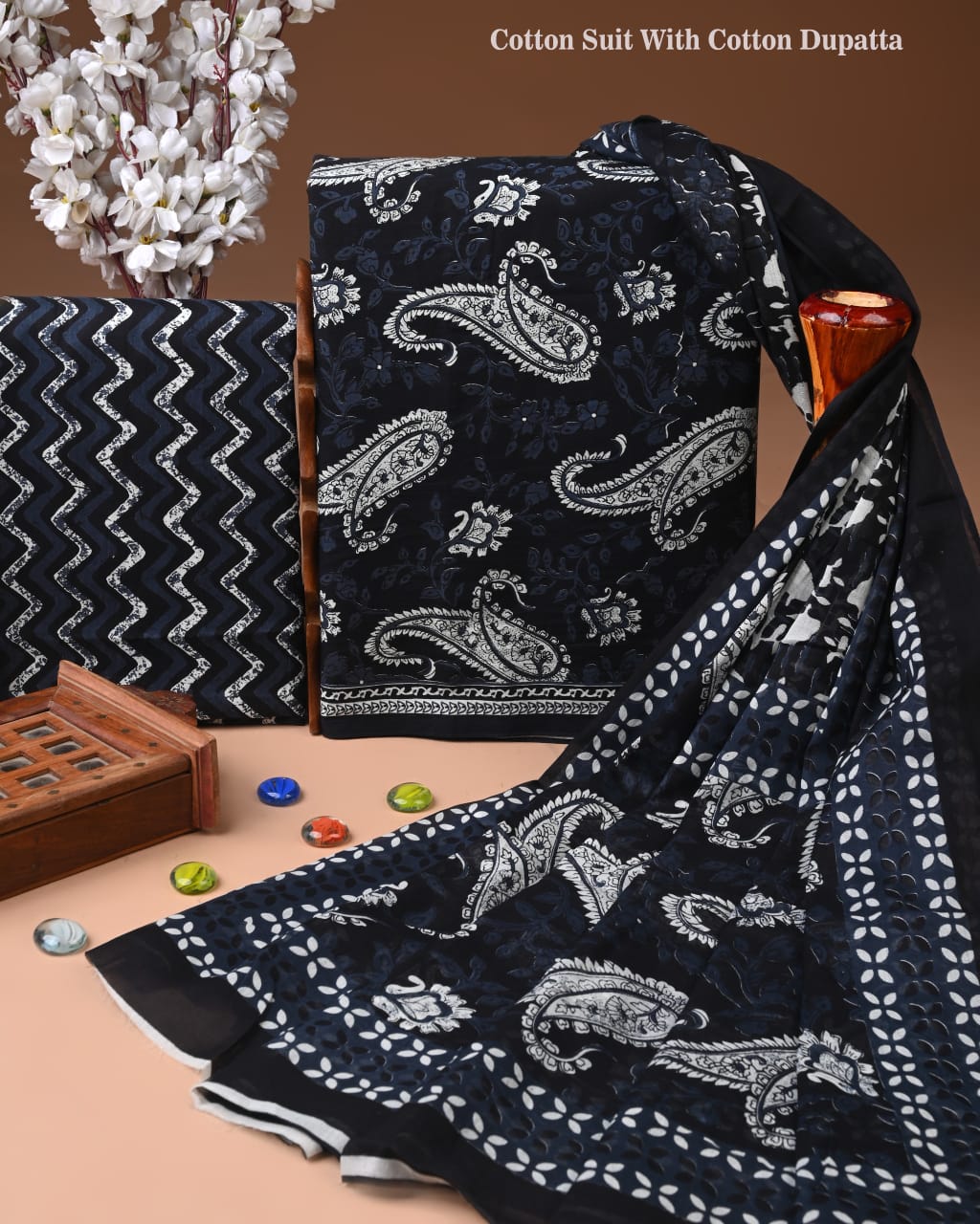 HAND BLOCK PRINT COTTON SUIT SET WITH MULMUL DUPATTA(WACOTMU87)