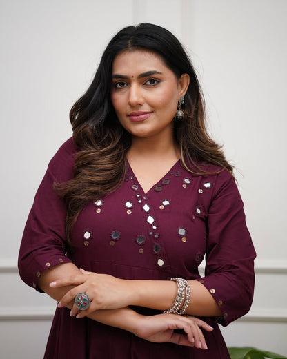 Upgrade your office wear wardrobe with this classy kurti  mirror work  detailing with pant for all day comfort and trendy look🌸🌸 (SWSK36)