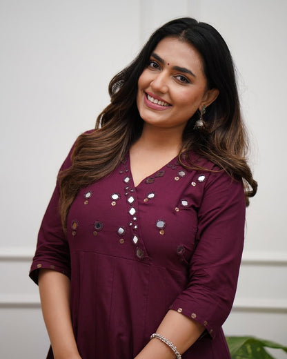 Upgrade your office wear wardrobe with this classy kurti  mirror work  detailing with pant for all day comfort and trendy look🌸🌸 (SWSK36)